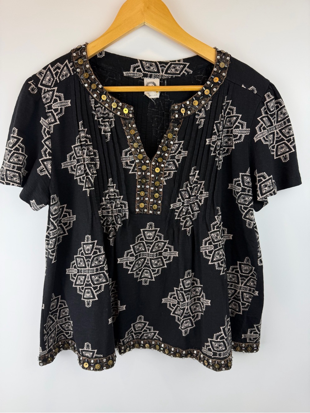 Akemi + Kin Anthropologie Sequined Boho Top M